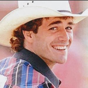 Meet your Posher, Helen